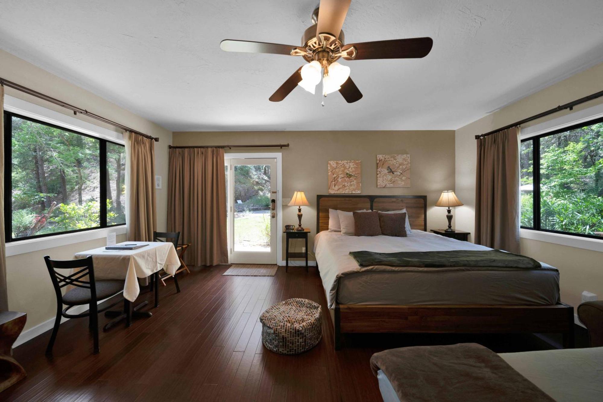 The Inn At Shasta Lake Lakehead Buitenkant foto