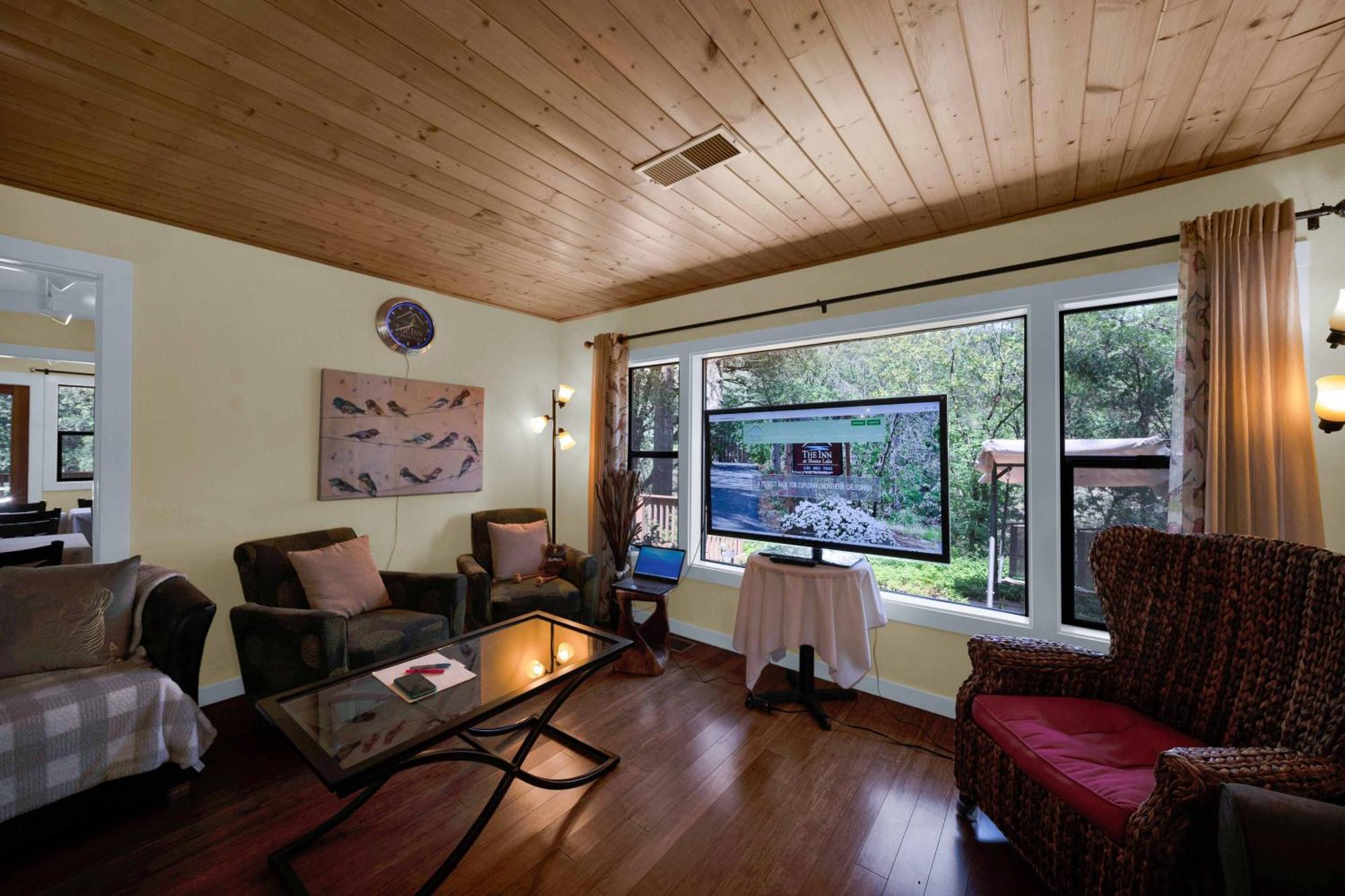 The Inn At Shasta Lake Lakehead Buitenkant foto