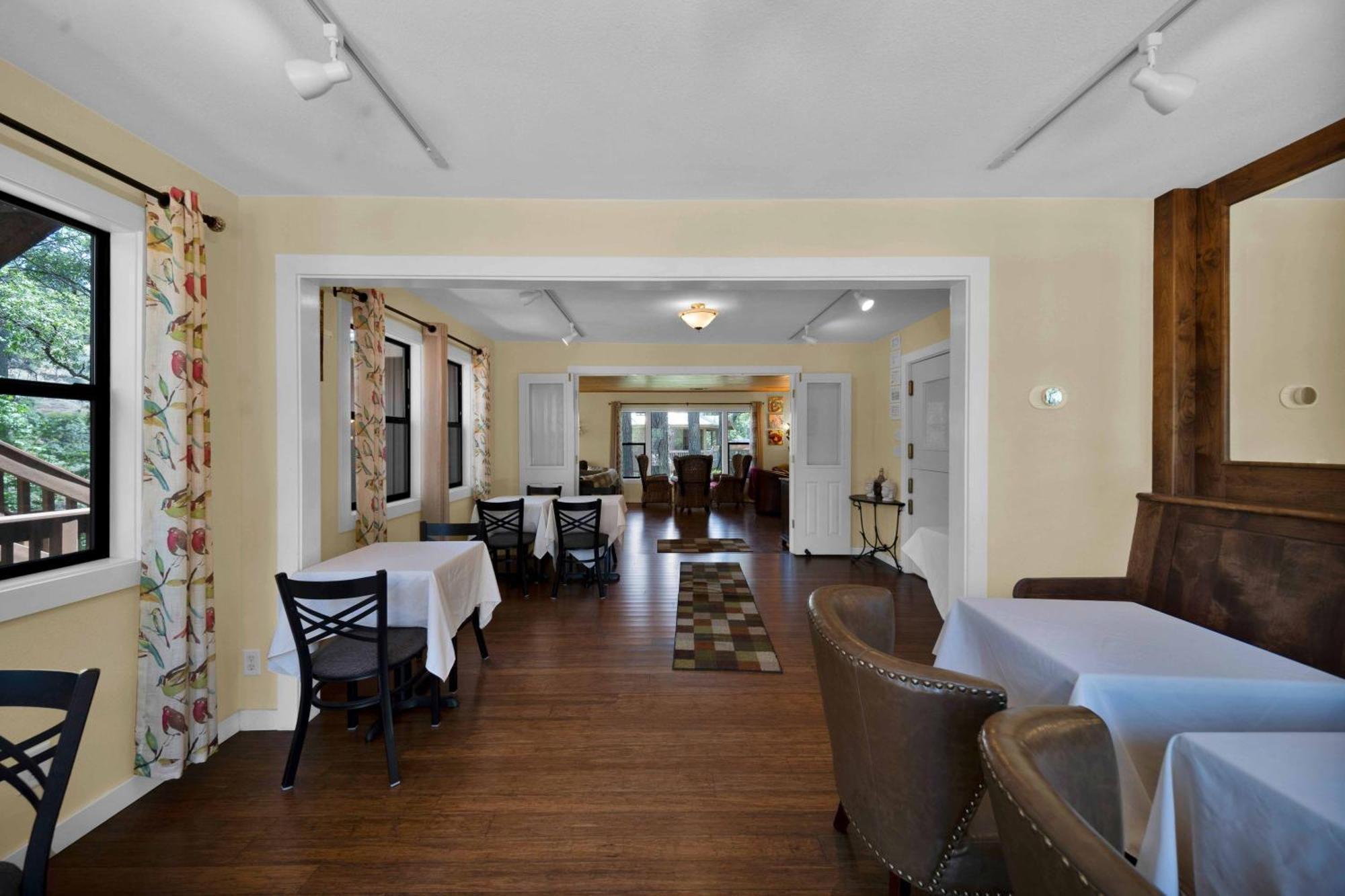 The Inn At Shasta Lake Lakehead Buitenkant foto